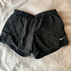 Shorts w built in legging